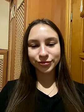 PaigePrado online show from October 9, 2025, 7:01 pm