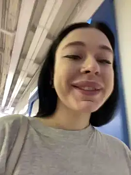 AlishaPrettyBlade online show from February 24, 2025, 6:27 am