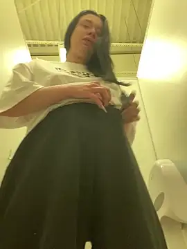 AlishaPrettyBlade online show from March 9, 2025, 9:35 am