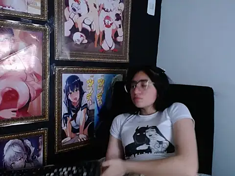 Arielle lov online show from February 17, 2025, 1:21 pm