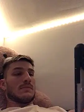 Snapshot of yoyoboy988 chatting on February 17, 2025, 9:08 pm yoyoboy988 online show from February 17, 2025, 9:08 pm