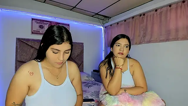 Cristal Smith20 online show from February 19, 2026, 1:29 pm