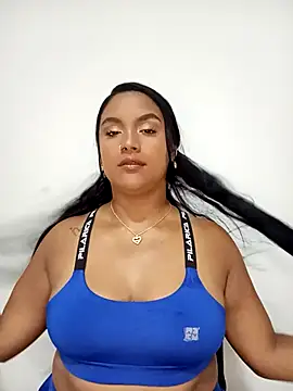 victoria roussee online show from February 18, 2025, 8:36 pm