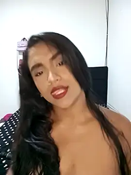 victoria roussee online show from March 2, 2025, 10:59 pm