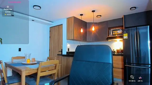 fitnolan online show from December 23, 2025, 1:47 am