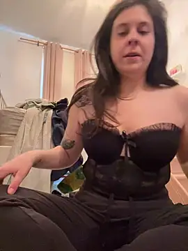 Snapshot of Rosiee69_ chatting on February 25, 2025, 4:53 pm Rosiee69 online show from February 25, 2025, 4:53 pm