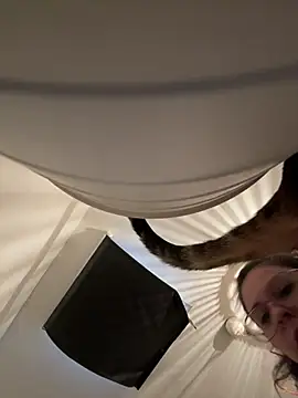 Snapshot of Rosiee69_ chatting on March 15, 2025, 12:45 pm Rosiee69 online show from March 15, 2025, 12:45 pm