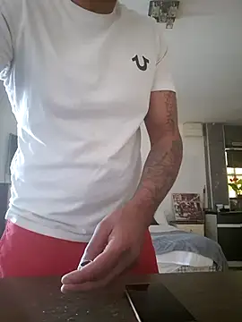 Snapshot of Mrnutella chatting on March 3, 2025, 9:44 am Mrnutella online show from March 3, 2025, 9:44 am