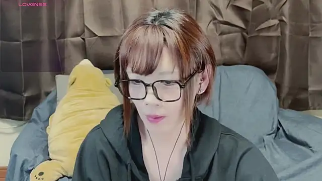 satouhaoisii3 online show from February 24, 2025, 6:16 am