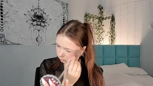 boozekirs  online show from March 19, 2026, 3:10 am