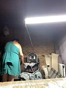 HTXBELLE online show from February 28, 2026, 12:33 am