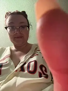 HTXBELLE online show from March 1, 2026, 6:59 am