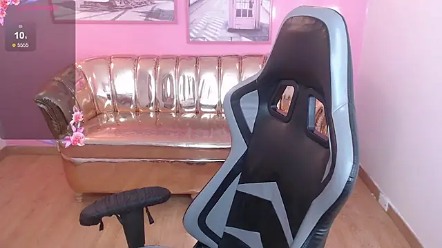 catalina25 t online show from December 17, 2025, 7:53 pm