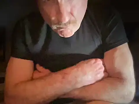 DominantDong online show from June 9, 2026, 11:33 am