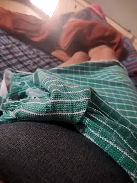 indian couple4 online show from November 27, 2025, 7:10 am