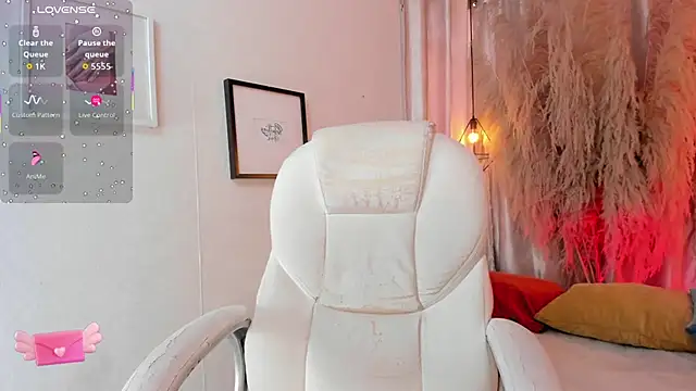 Snapshot of iiangel_ chatting on September 18, 2025, 8:44 pm iiangel  online show from September 18, 2025, 8:44 pm