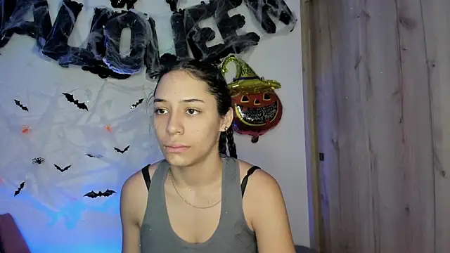 TANIA 06 online show from October 31, 2025, 1:12 pm