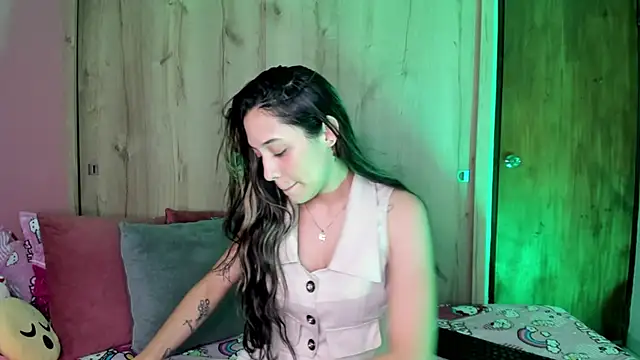 Snapshot of TANIA_06 chatting on May 30, 2026, 8:50 pm TANIA 06 online show from May 30, 2026, 8:50 pm