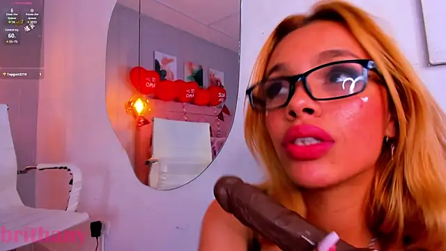 Snapshot of brithany_clark chatting on February 21, 2025, 3:10 pm brithany clark online show from February 21, 2025, 3:10 pm