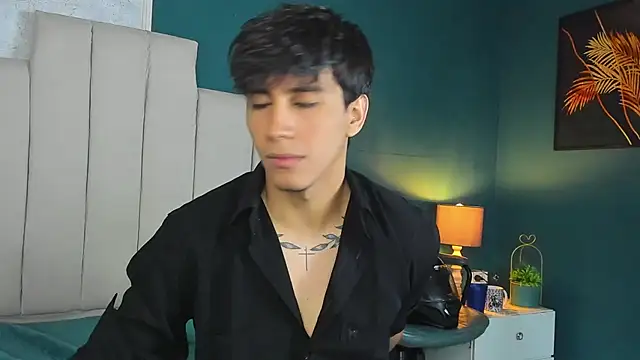 Allex Cano online show from November 18, 2025, 11:03 am