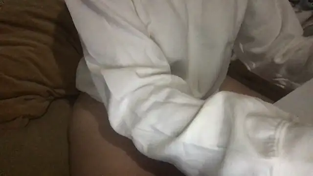 ashleighpink online show from November 5, 2025, 2:33 am