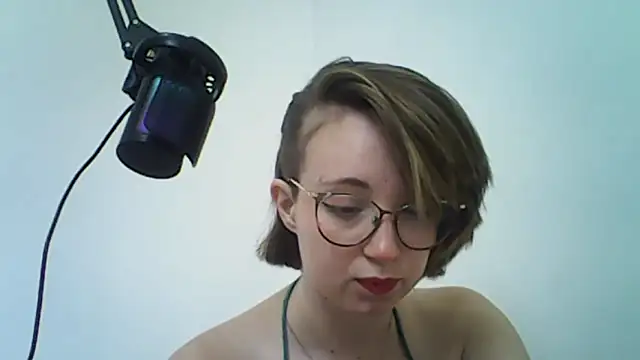 Elise Nyx online show from September 12, 2025, 12:16 pm