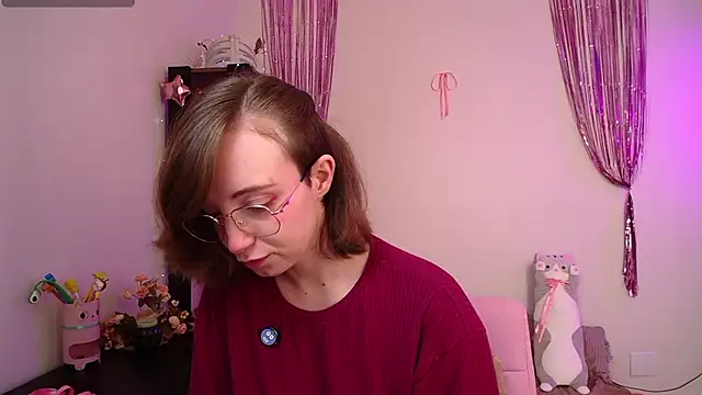 Elise Nyx online show from March 6, 2026, 12:56 pm