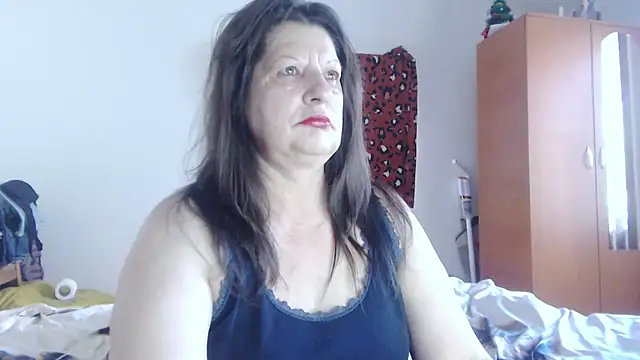 ExtasyMature online show from June 3, 2026, 5:21 am