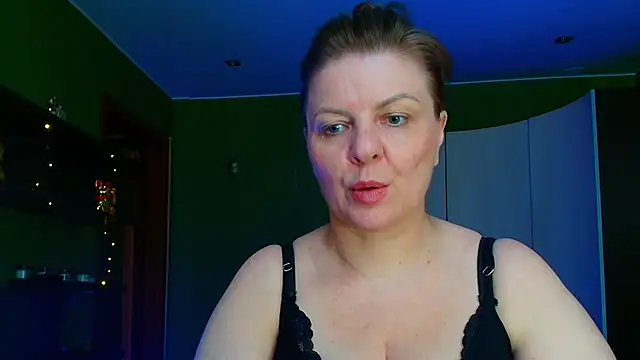 Snapshot of VeronikawGold chatting on May 21, 2026, 3:41 pm VeronikawGold online show from May 21, 2026, 3:41 pm