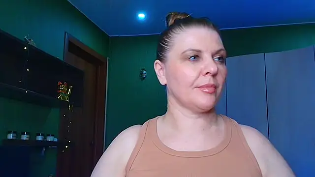 Snapshot of VeronikawGold chatting on May 23, 2026, 2:54 pm VeronikawGold online show from May 23, 2026, 2:54 pm