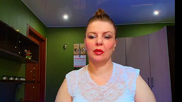 Snapshot of VeronikawGold chatting on June 9, 2026, 4:46 am VeronikawGold online show from June 9, 2026, 4:46 am