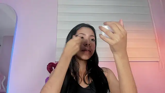 emily sweett24 online show from March 7, 2025, 12:45 pm