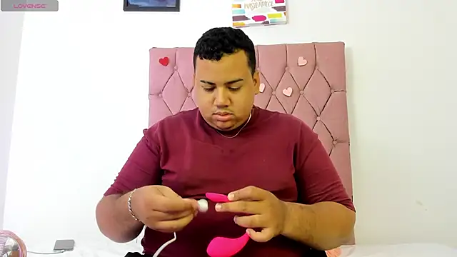 Snapshot of MICHAEL_AND_SHARON chatting on September 27, 2025, 3:44 am MICHAEL AND SHARON online show from September 27, 2025, 3:44 am