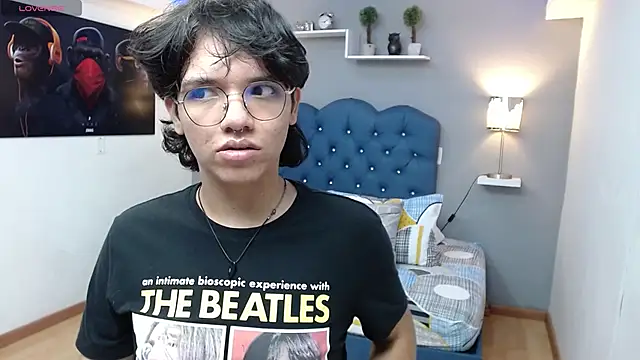 Snapshot of cheryl_bohareal chatting on February 20, 2025, 4:46 pm cheryl bohareal online show from February 20, 2025, 4:46 pm