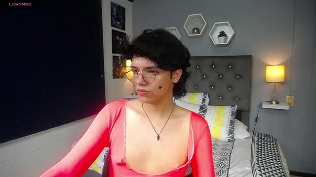 Snapshot of cheryl_bohareal chatting on February 25, 2025, 7:14 pm cheryl bohareal online show from February 25, 2025, 7:14 pm