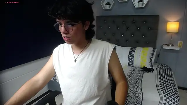 Snapshot of cheryl_bohareal chatting on February 27, 2025, 7:26 pm cheryl bohareal online show from February 27, 2025, 7:26 pm