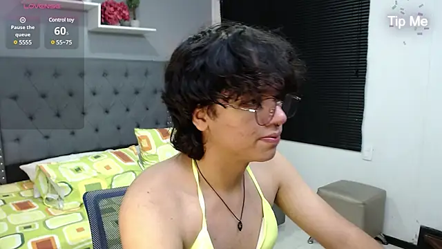 Snapshot of cheryl_bohareal chatting on March 8, 2025, 4:06 pm cheryl bohareal online show from March 8, 2025, 4:06 pm