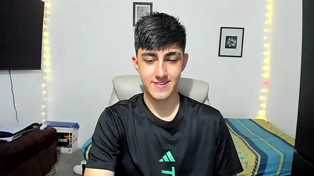 babymaik online show from September 11, 2025, 8:42 pm