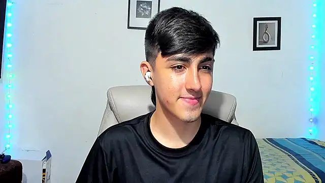 babymaik online show from October 27, 2025, 5:33 am