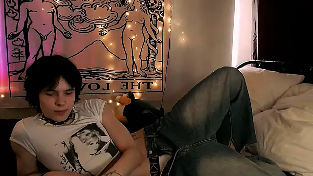 timi-moon online show from March 16, 2025, 1:06 pm