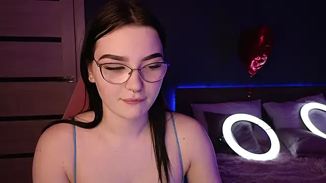 milliedoll online show from February 25, 2025, 1:09 am