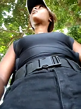 xxTatiannaxx online show from March 6, 2025, 12:41 pm