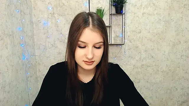 Snapshot of _MiaAngell chatting on February 23, 2025, 5:18 pm MiaAngell online show from February 23, 2025, 5:18 pm