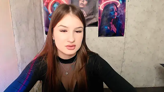  MiaAngell online show from November 11, 2025, 2:06 pm