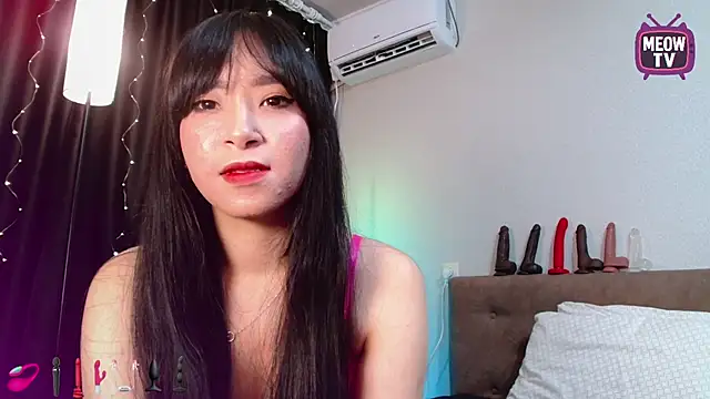 miyakimi0101 online show from September 23, 2025, 12:35 am