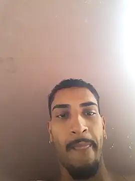 ldkzinnn online show from October 19, 2025, 1:23 pm