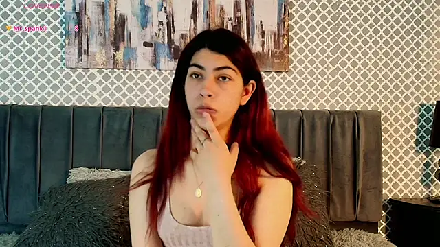 Snapshot of Cassie_bloom chatting on September 26, 2025, 4:05 am Cassie bloom online show from September 26, 2025, 4:05 am