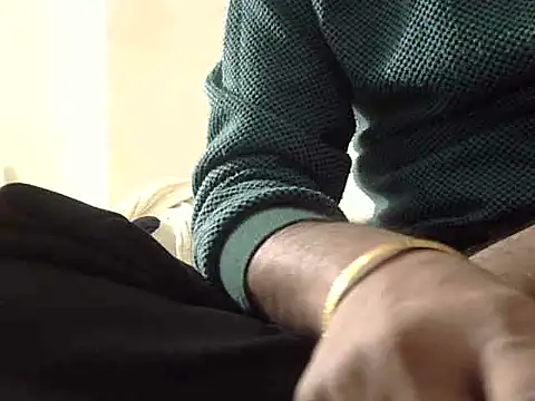 Snapshot of 9inch_hard chatting on November 30, 2025, 6:34 pm 9inch hard online show from November 30, 2025, 6:34 pm