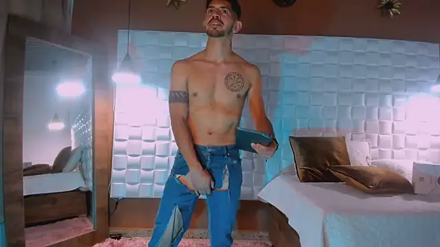 AlejandroStormm online show from February 28, 2025, 8:28 pm