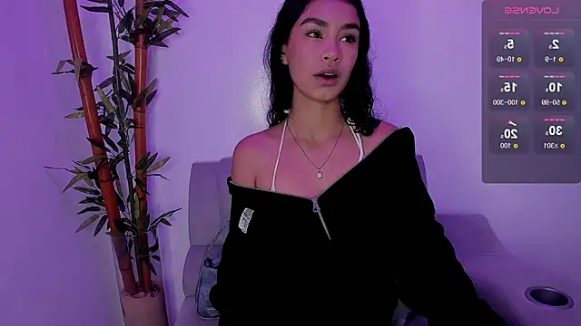 Anniie  Evans online show from March 4, 2025, 1:59 pm